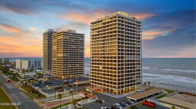 Building Photo - 2828 N Atlantic Ave