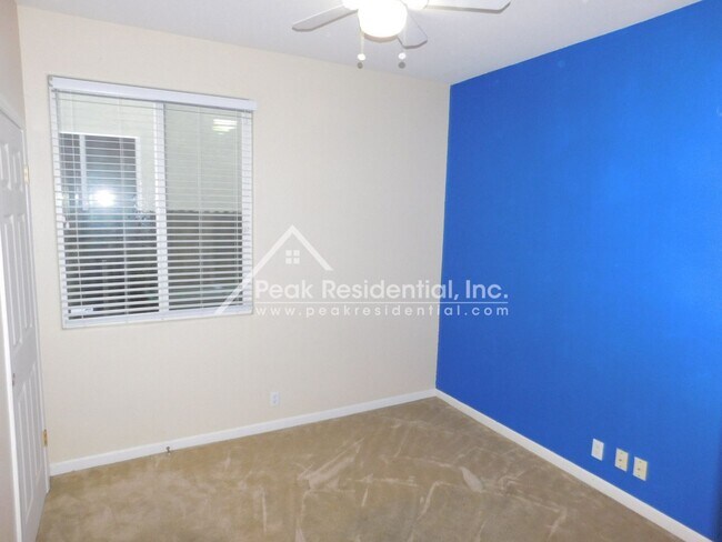 Building Photo - Wonderful 3bd/2ba Elk Grove Home with 2 Ca...