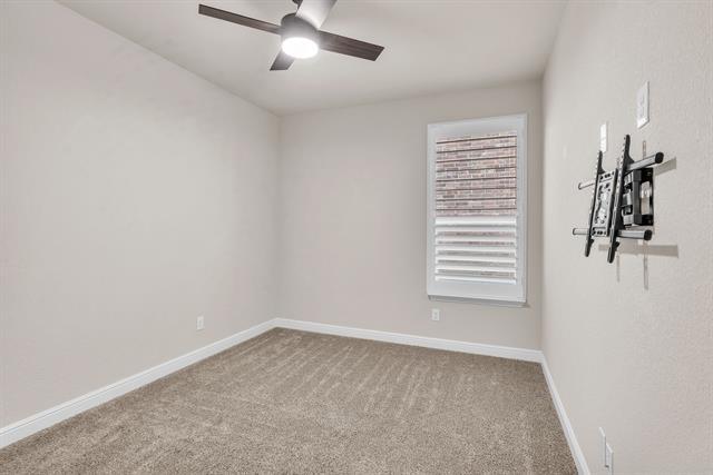 Building Photo - 2336 Shorthorn Dr