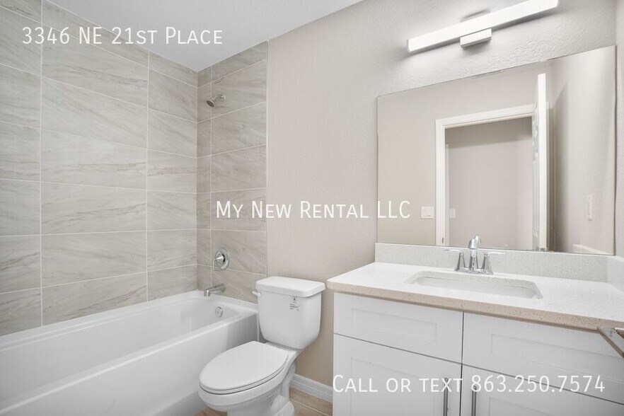 Building Photo - 3346 NE 21st Pl