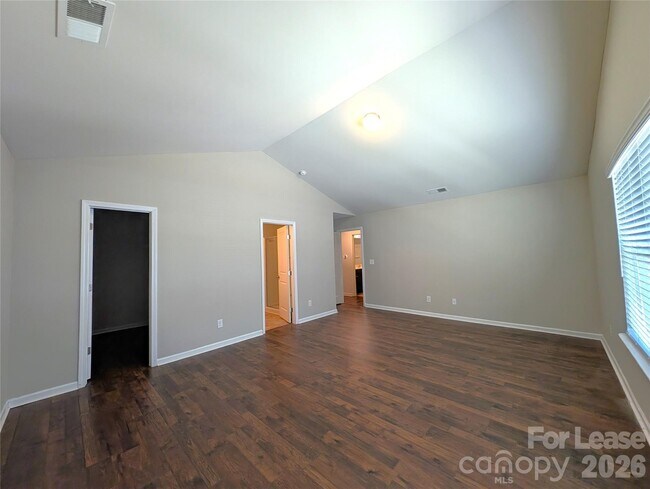 Building Photo - 2525 Mcintosh St