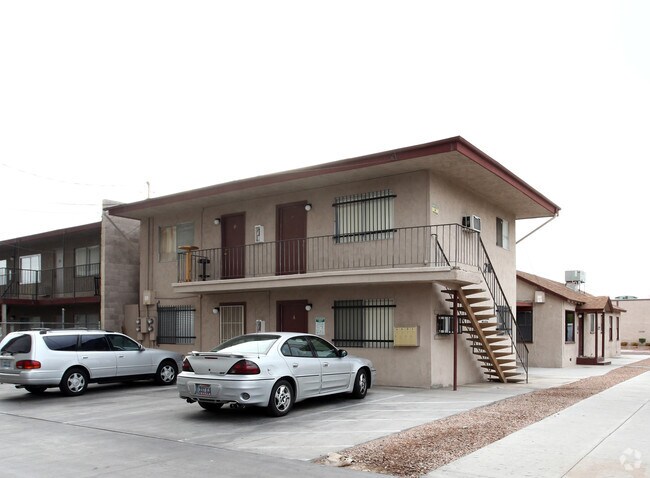 Building Photo - Hyde Apartments