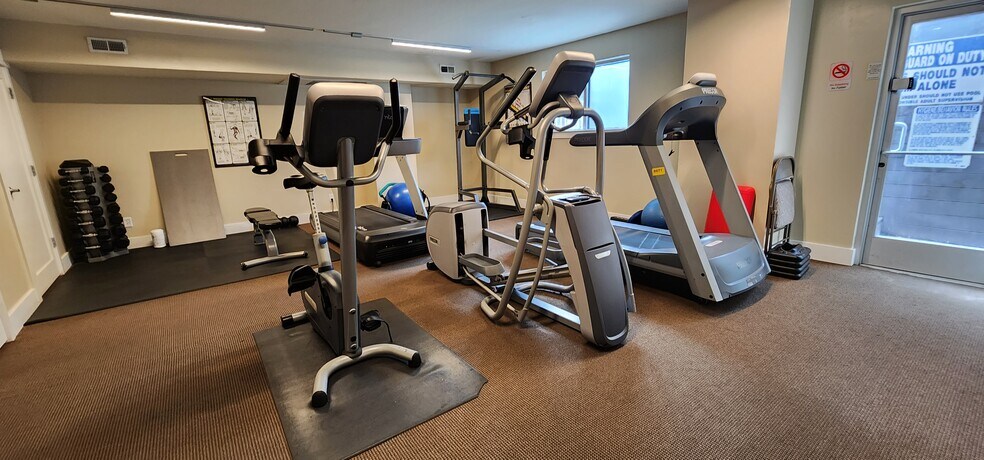 Building Photo - 230 E 300 S