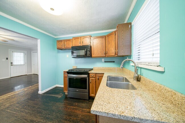 Building Photo - 3 Bedroom 2 bath Harris County