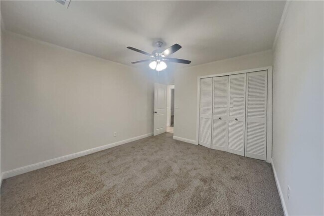 Building Photo - 2688 Crystal Ln