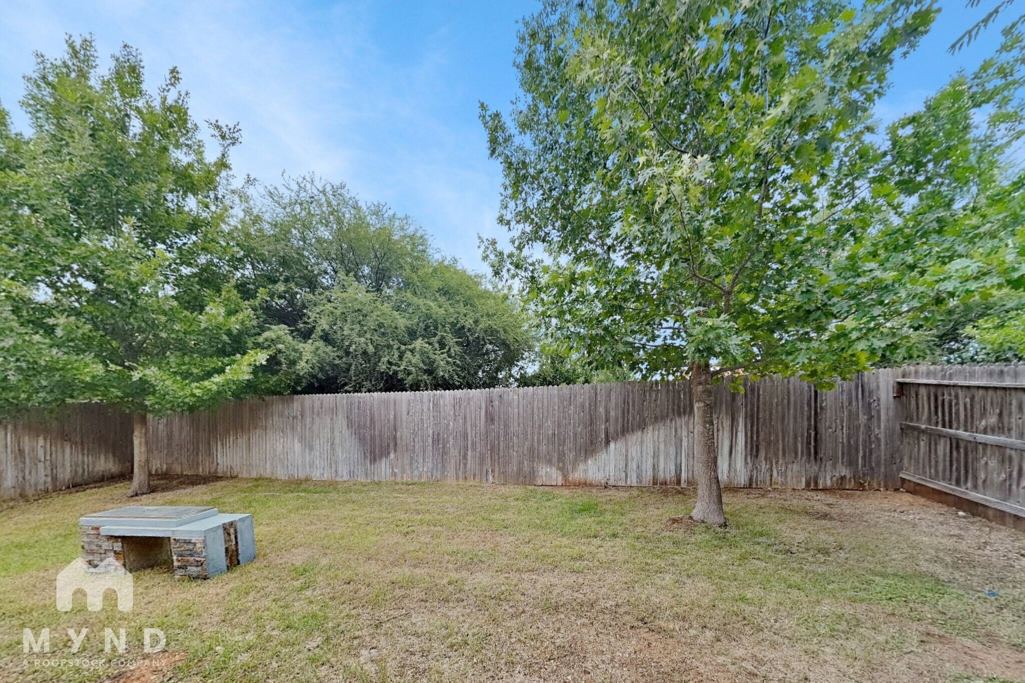 Building Photo - 307 Rustic Willow
