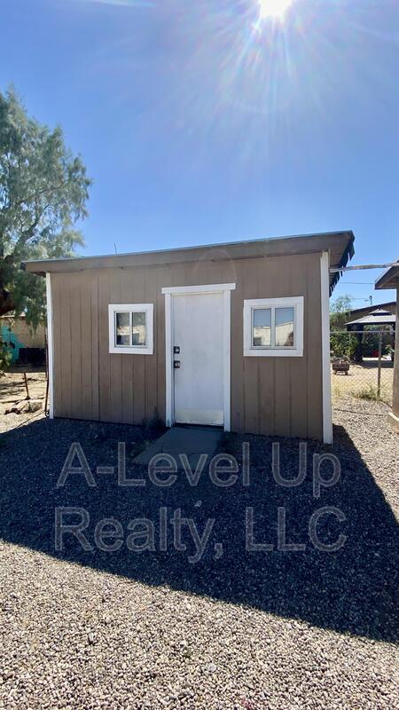 Building Photo - 4004 S Lundy Ave