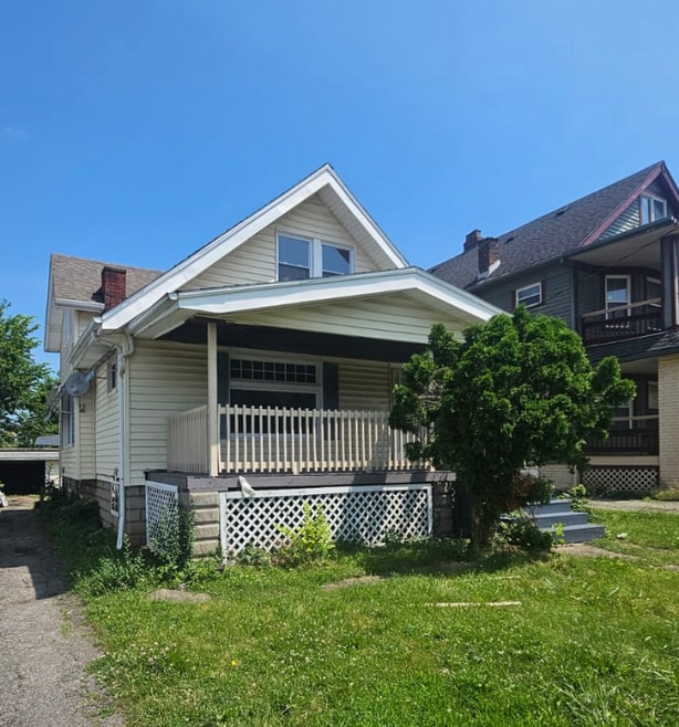 Building Photo - 8409 Rosewood Ave