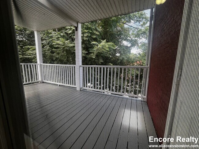 Building Photo - 270 Bowdoin St