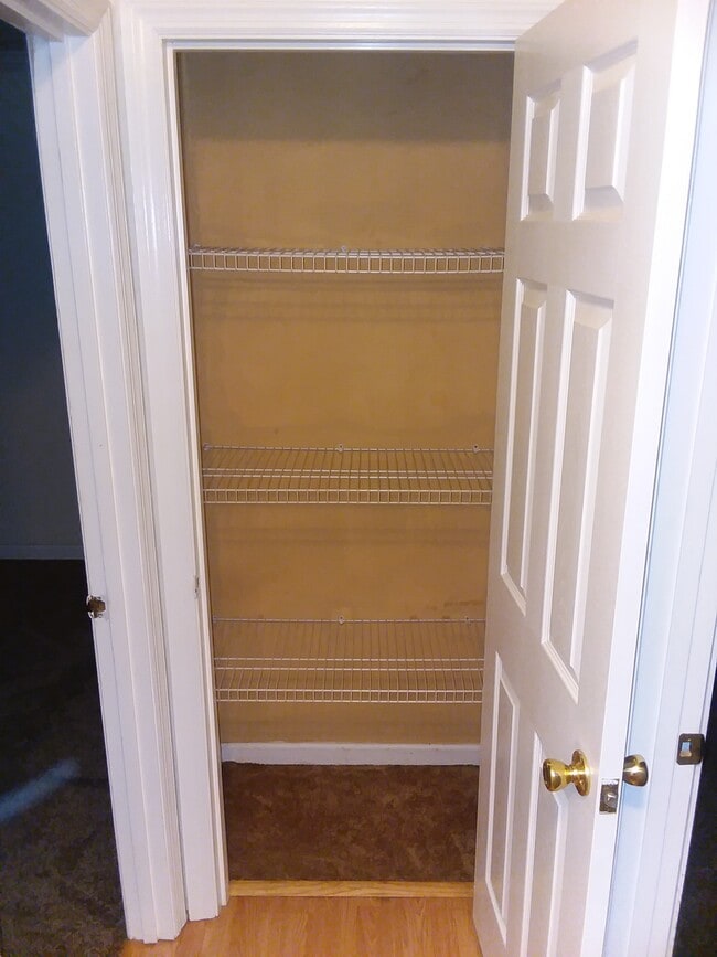 Building Photo - 445 Harner St