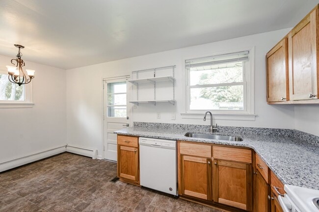 Building Photo - 9507 Stockbridge Dr