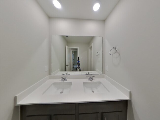 Building Photo - 22625 Terrazzo Dr