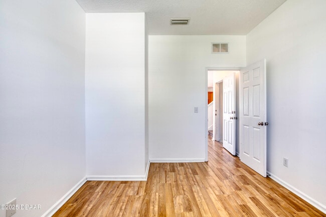 Building Photo - 637 Mount Olympus Blvd