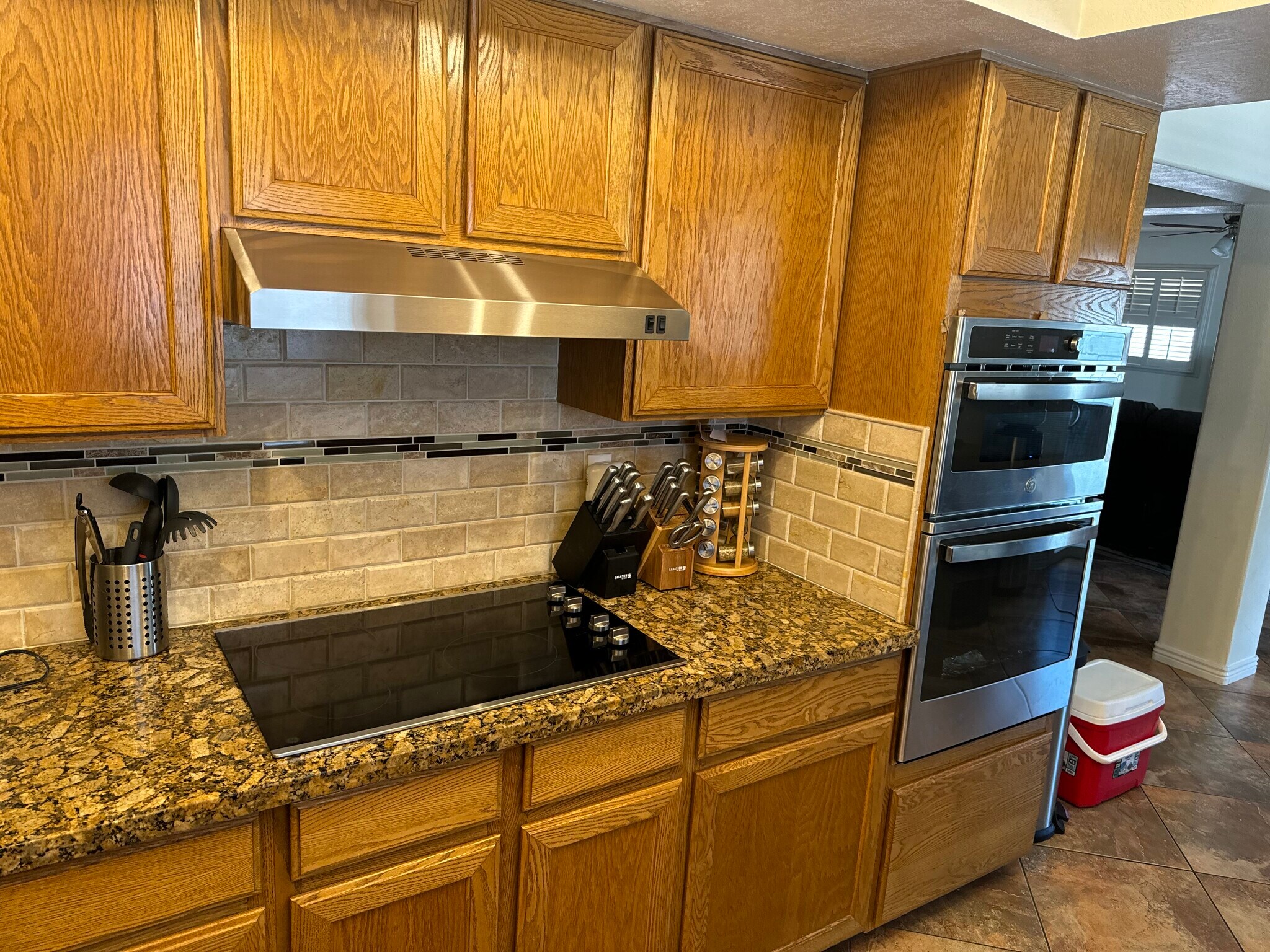 Brand new appliances - 1207 E Loyola Dr