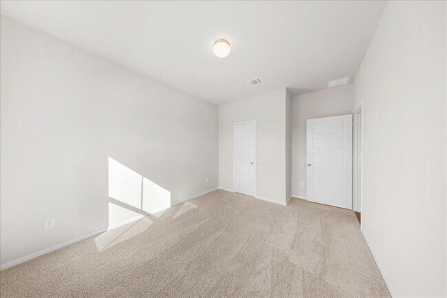 Building Photo - 211 Estallo Wy