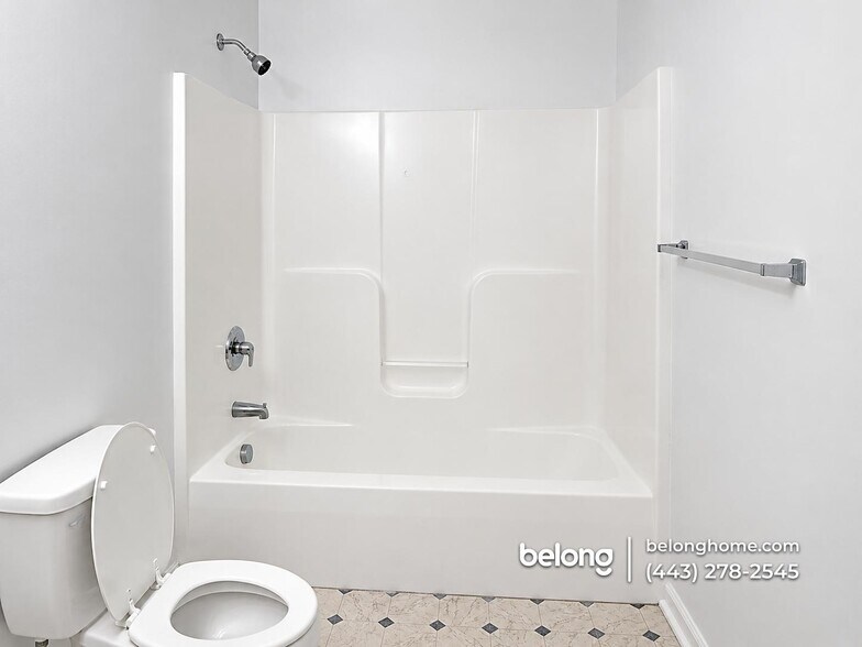 Building Photo - 20851 Autumn Mill Ct