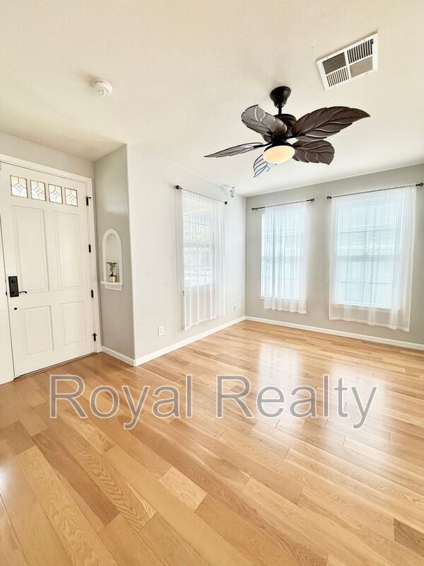 Building Photo - 580 Lunalilo Home Rd