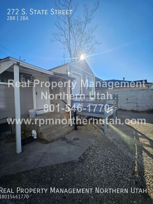 Building Photo - Short Term Rental Available in Clearfield!