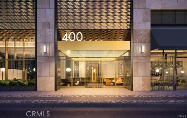 Building Photo - 400 S Broadway