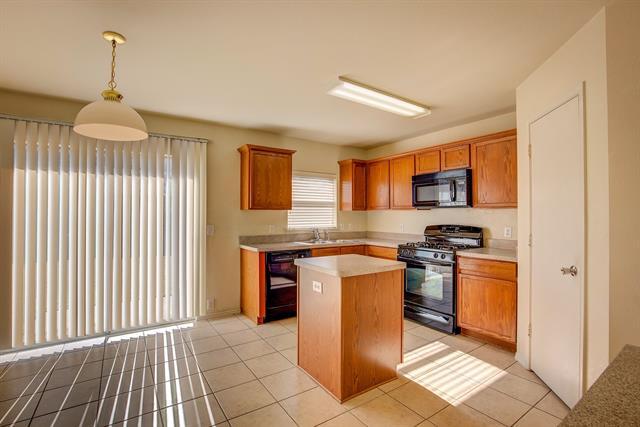 Building Photo - 1720 Desperado Rd