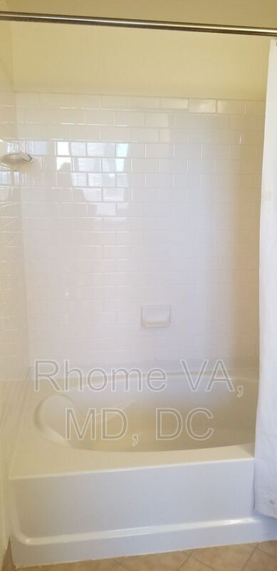 Building Photo - 2451 Midtown Ave