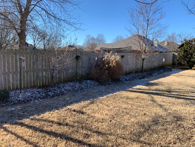 Building Photo - 702 Tunbridge Dr