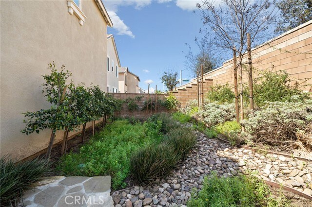 Building Photo - 2571 Pheasant Wy