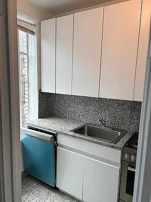 Building Photo - 353 W 56th St