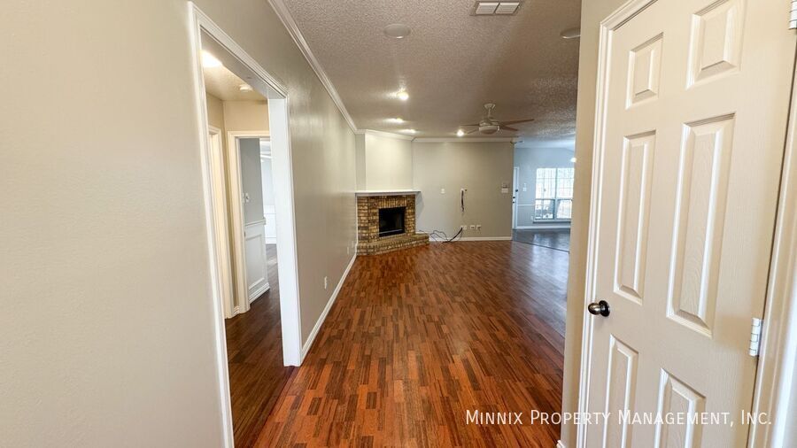 Building Photo - 156 Frankford Ct