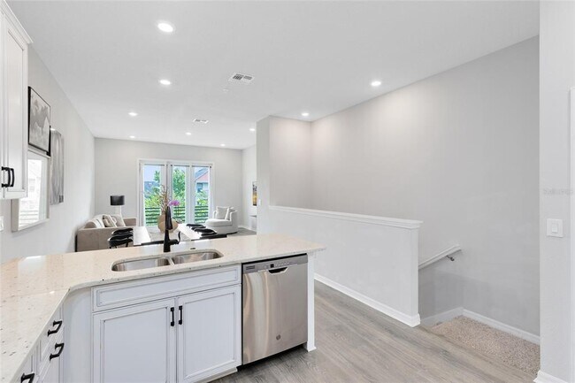Building Photo - 8645 Tavistock Lakes Blvd