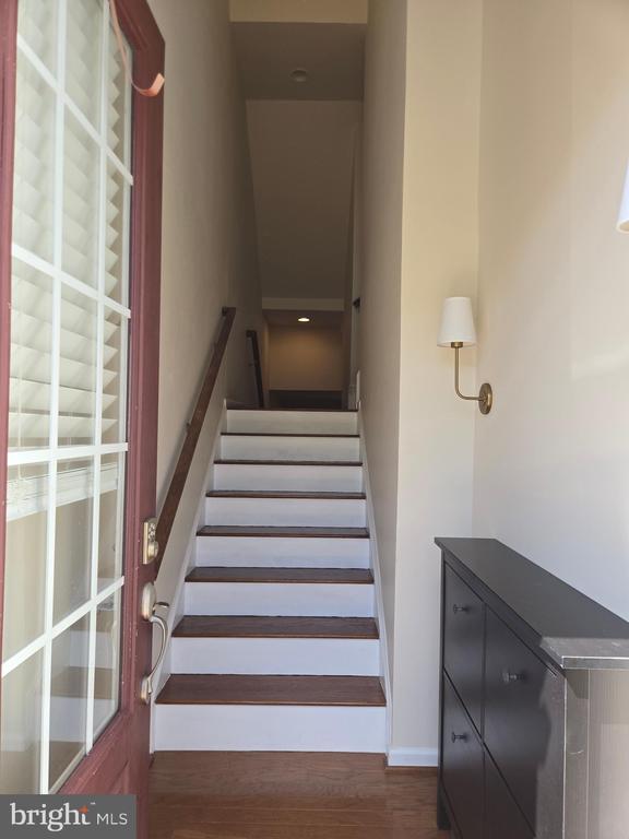Building Photo - 8232 Heritage Crossing Ct