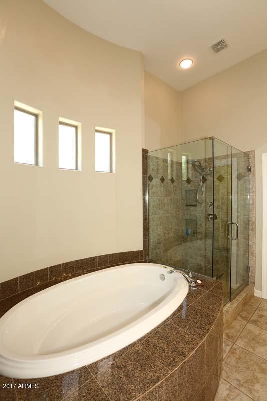Building Photo - 7371 E Vaquero Dr