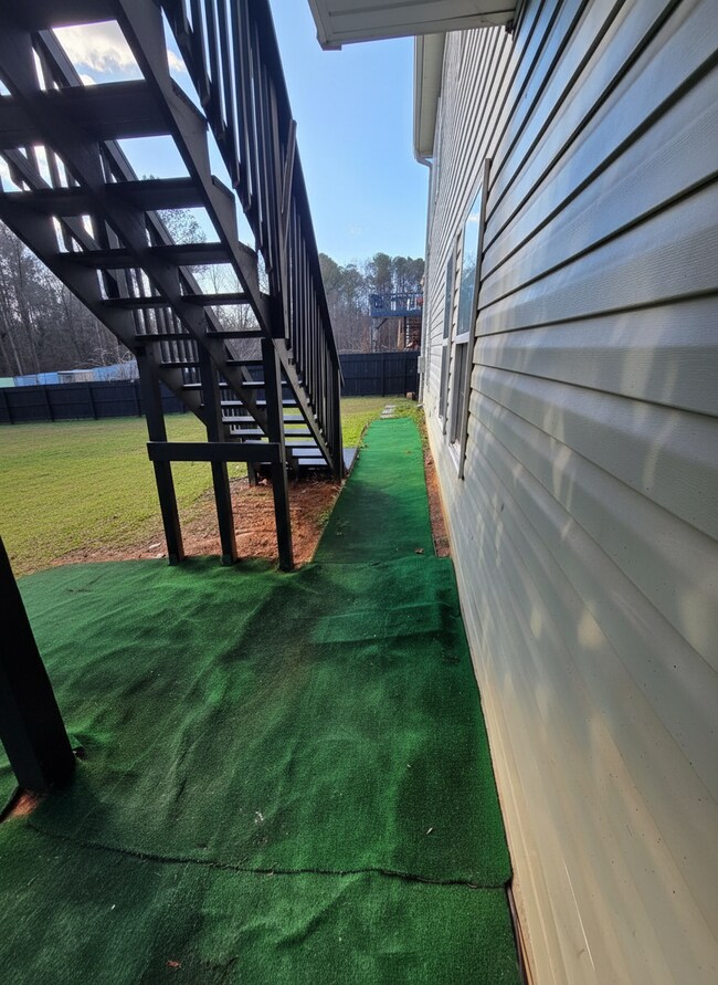 Building Photo - 449 Bramlett Way