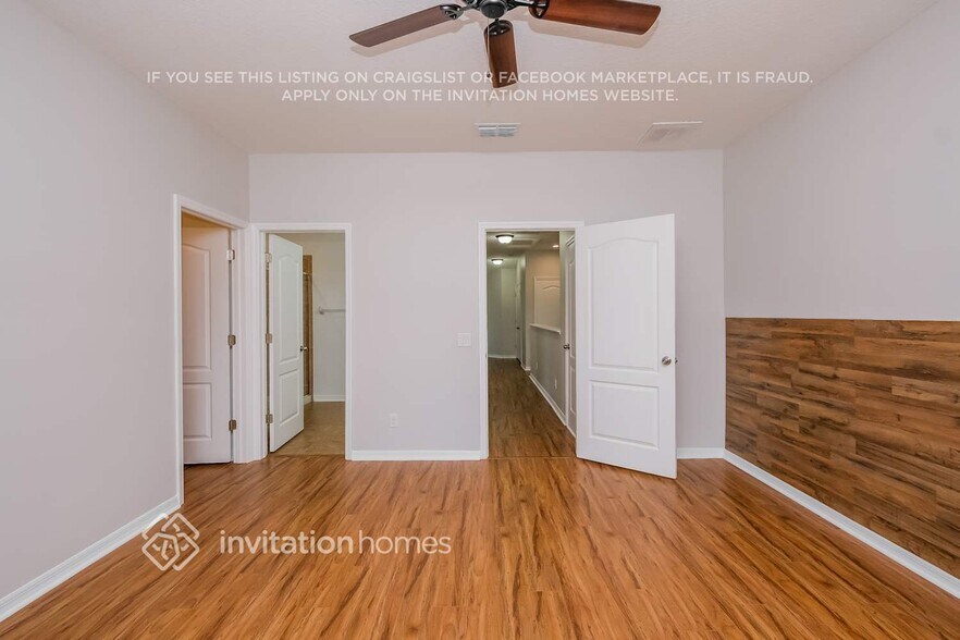 Building Photo - 12592 Streamdale Dr