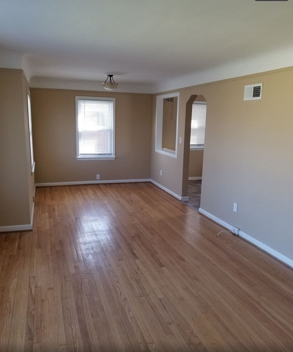 Building Photo - 14646 Trenton Rd