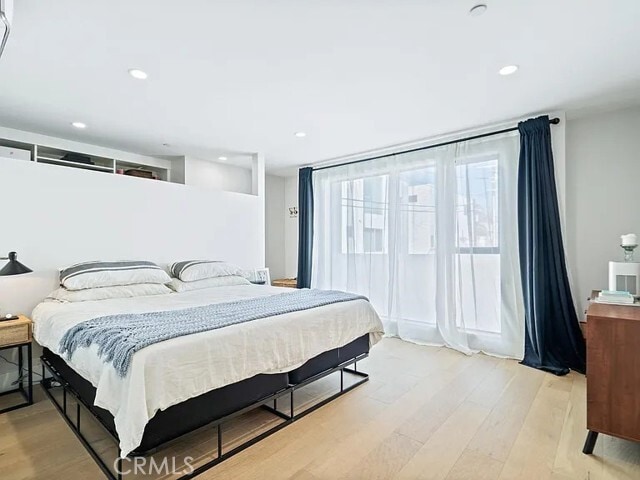 Building Photo - 811 N Detroit St