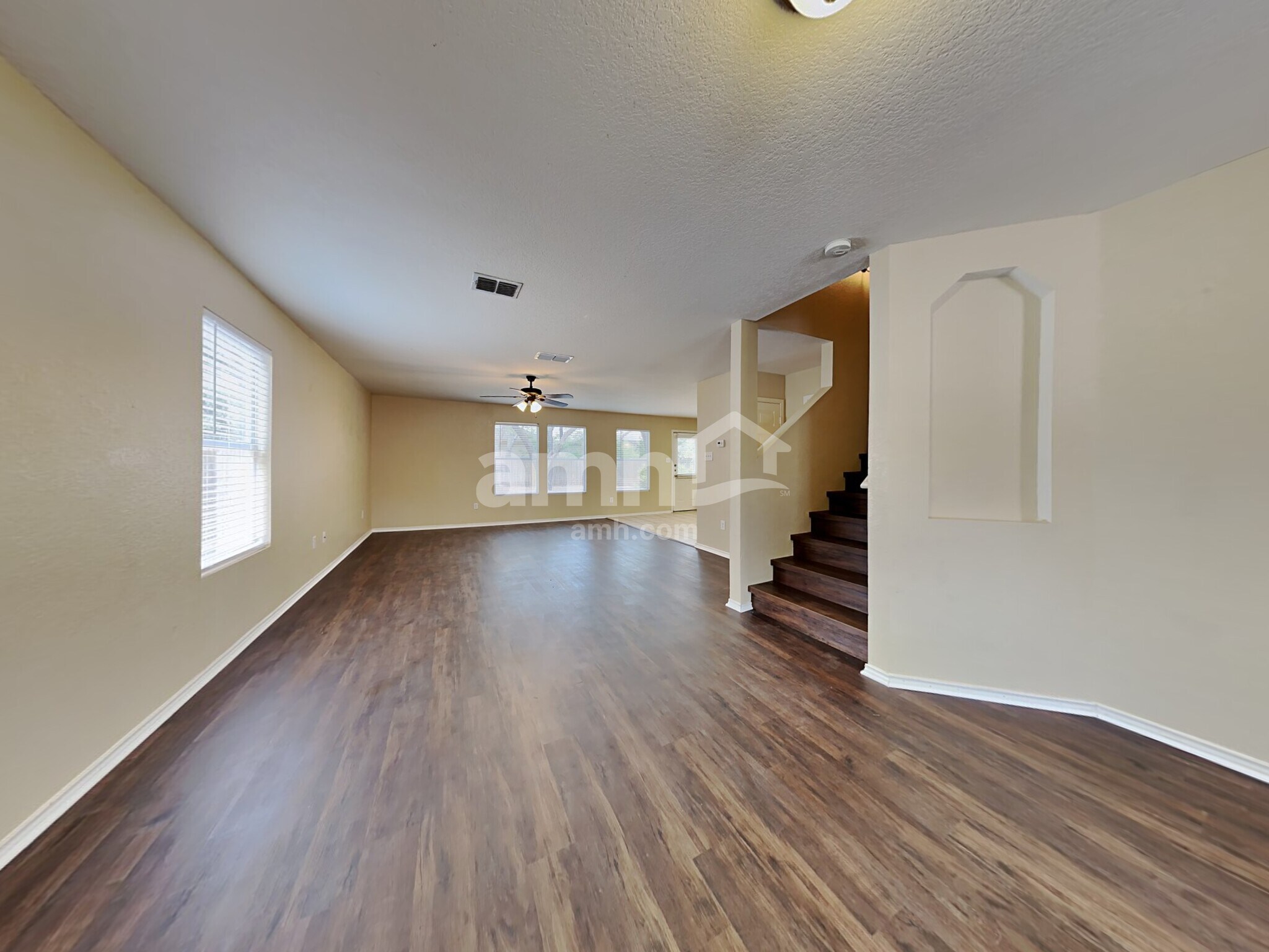 Building Photo - 8531 Silver Brush