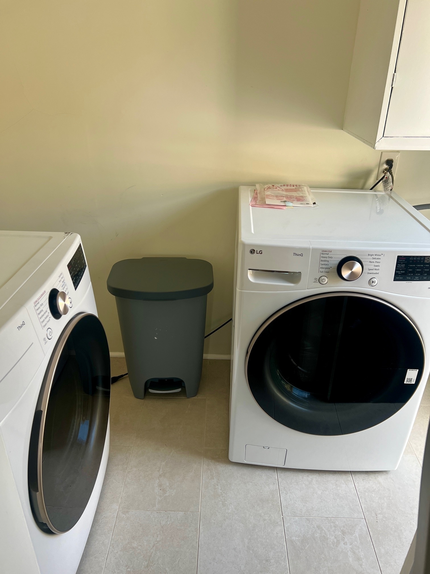 Building Photo - 525 W Plymouth St