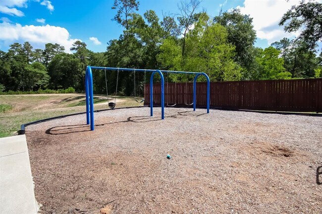 Building Photo - 12039 Fairquarter Ln