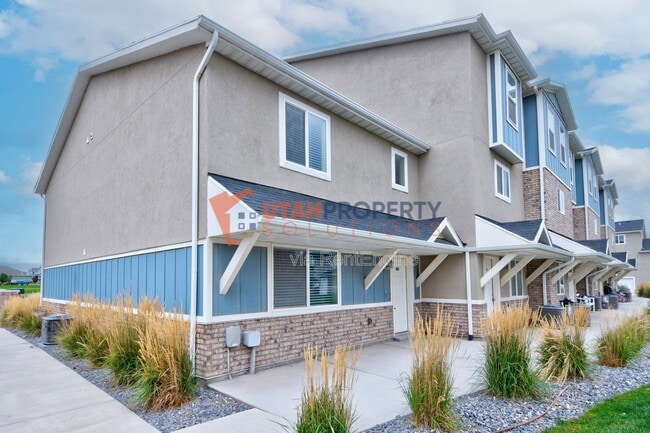 Building Photo - 8172 Broken Spoke Ln