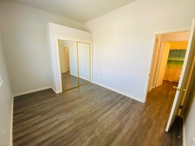 Building Photo - 8552 Charente Way