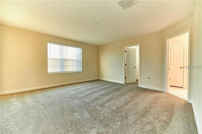 Building Photo - 12027 Grammar Ln