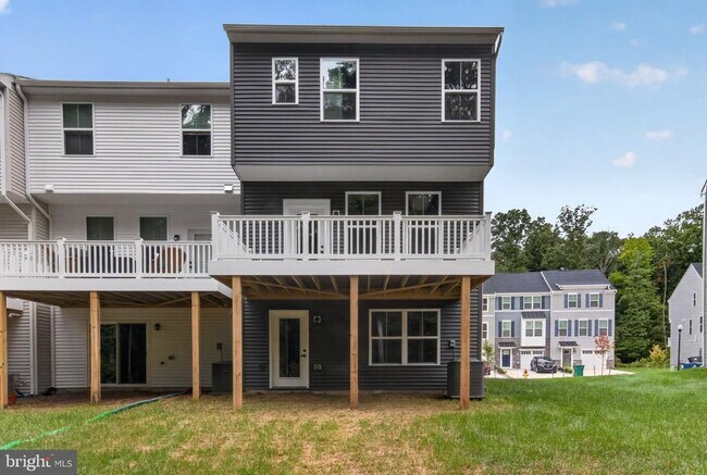 Building Photo - 1863 Bergerac Ct