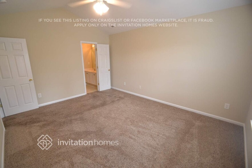 Building Photo - 1304 Red Tallen Ct