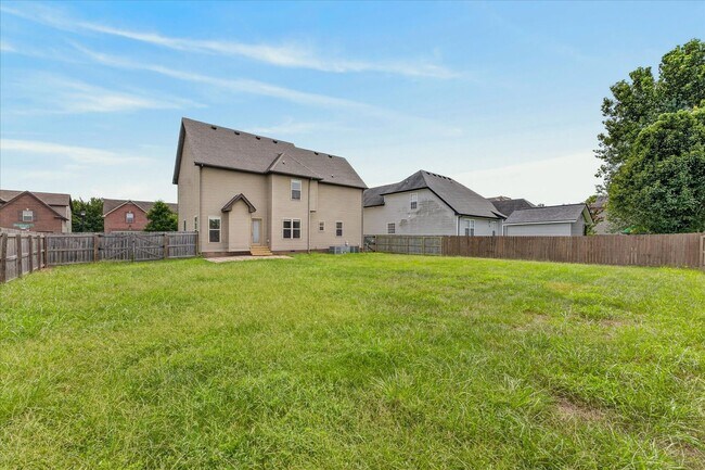 Building Photo - 3710 Windhaven Ct