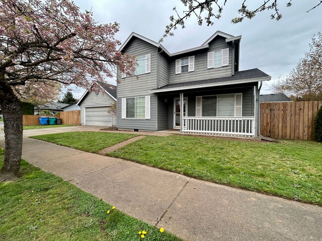 Building Photo - Welcome to this charming 3-bedroom, 2.5-bathroom house located in Vancouver, WA!
