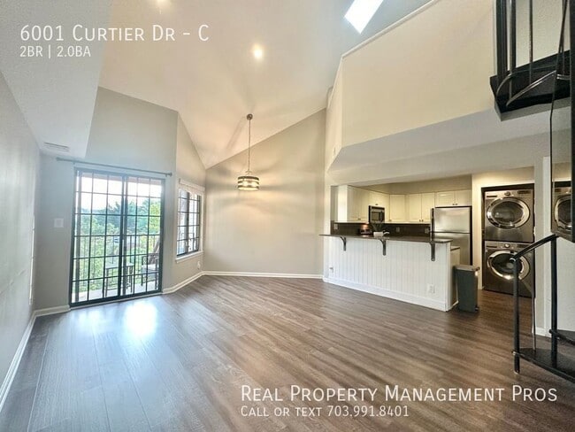 Building Photo - 6001 Curtier Dr