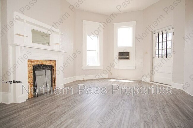 Building Photo - 1104 Myrtle Ave