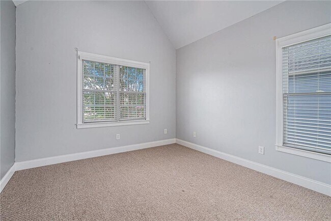 Building Photo - 320 Baymist Dr