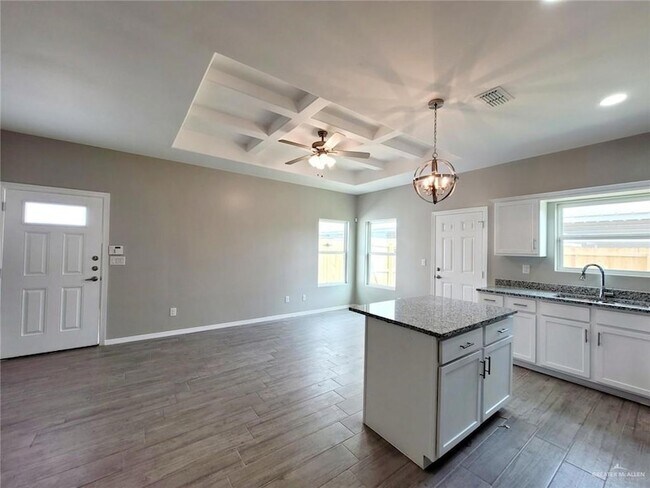 Building Photo - 2109 Stauffers St